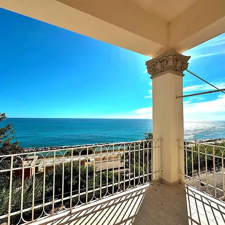 Casa Velha *